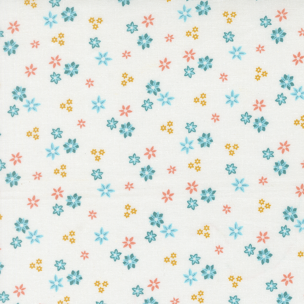 Honeyed Horizon Cloud Mini Floral Background